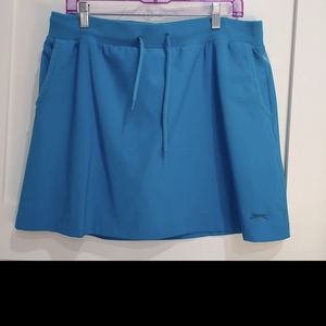 Ladies Slazenger Golf Skort. Size L